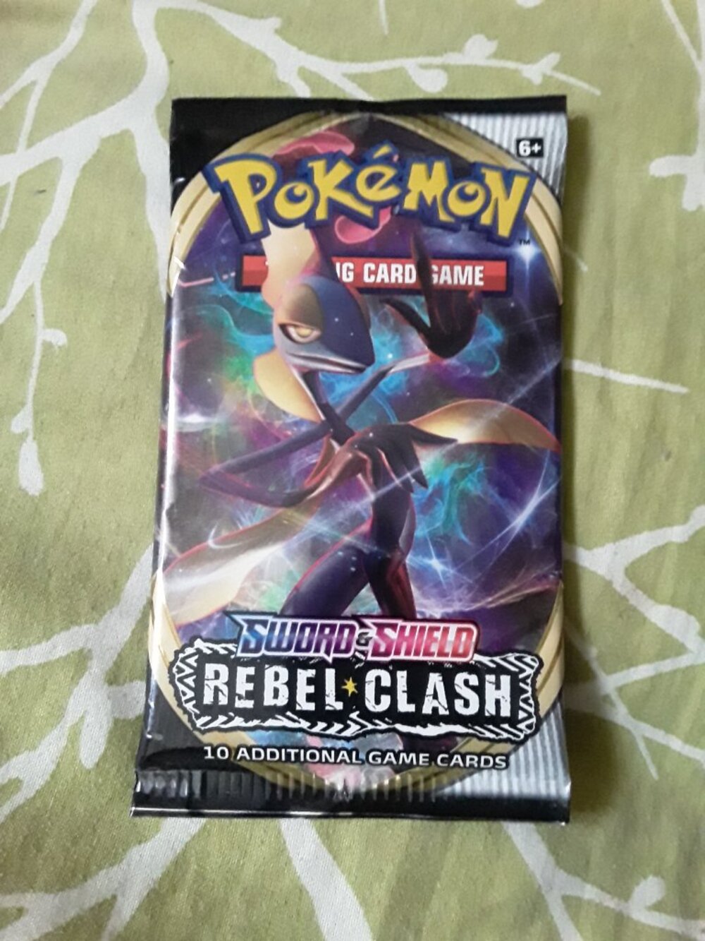 Pokemon TCG: Sword & Shield Rebel Clash Inteleon Cover Card Game Pack